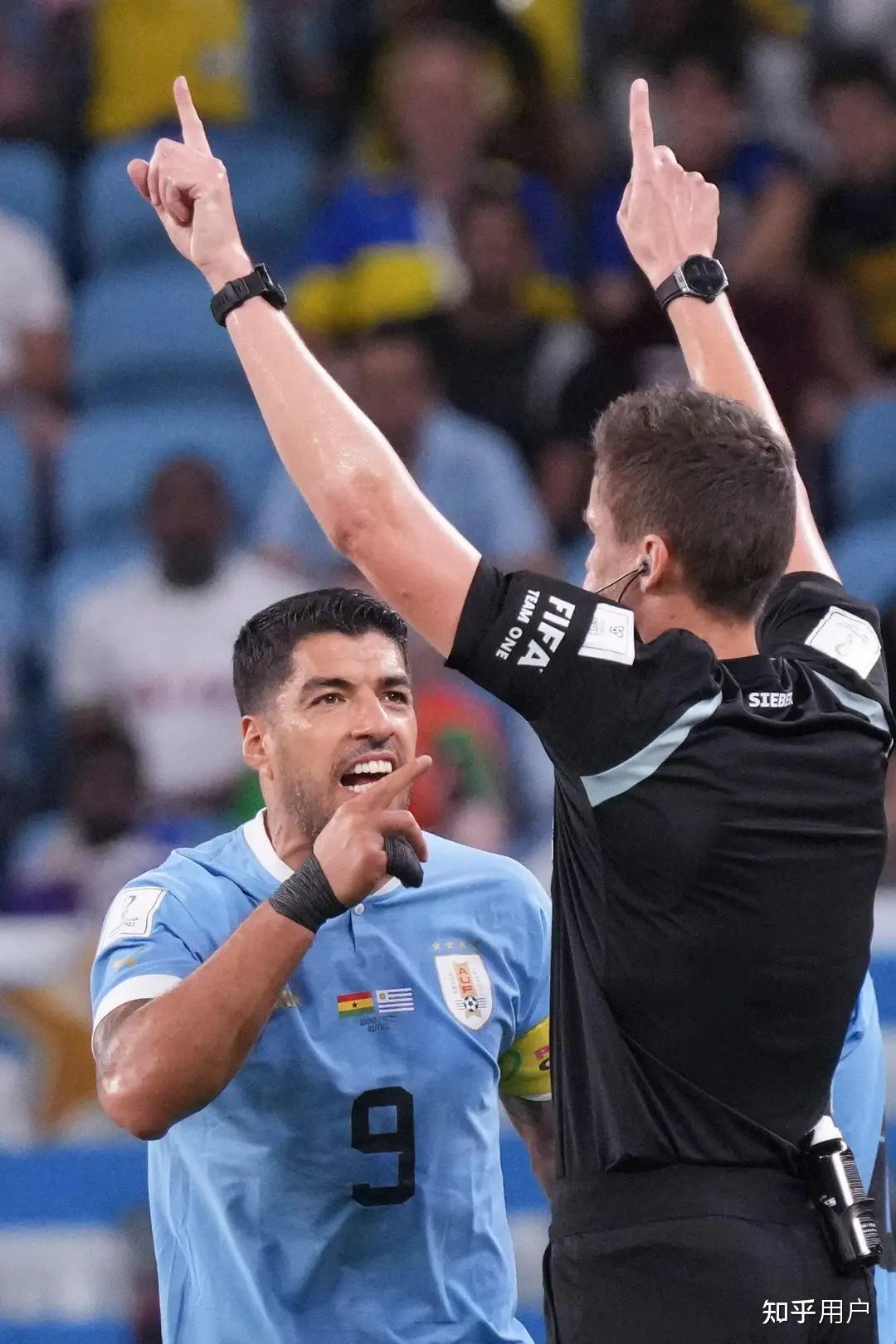 费耶诺德迎亚冠关键赛；清晨遗憾出局；媒体盛赞；资深球员宣示担当(费耶诺德vs乌得勒支)