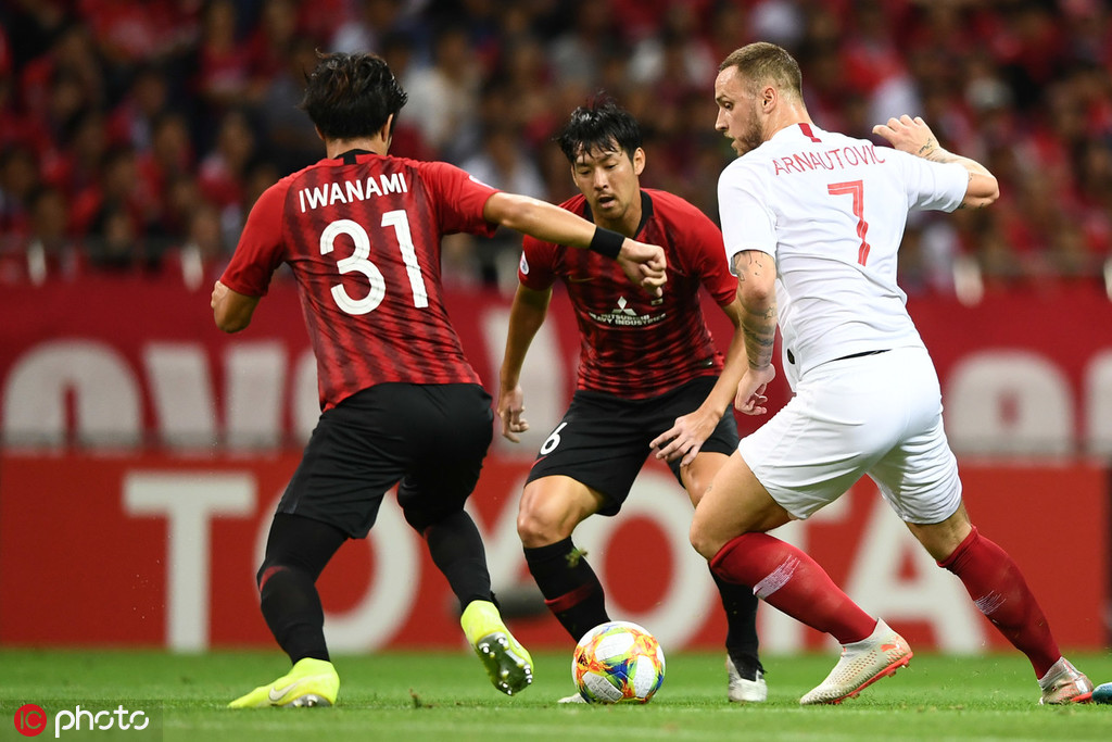 费耶诺德迎亚冠关键赛；清晨遗憾出局；媒体盛赞；资深球员宣示担当(费耶诺德vs乌得勒支)